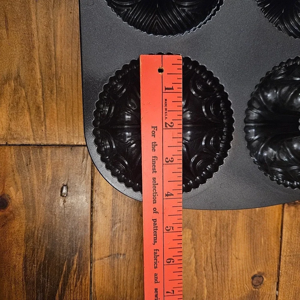 Nordic Ware Mini Bundt Cake Pan 6 Cup 3 Designs Cast Aluminum Made in USA